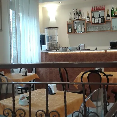 Отель Fiumara 2*